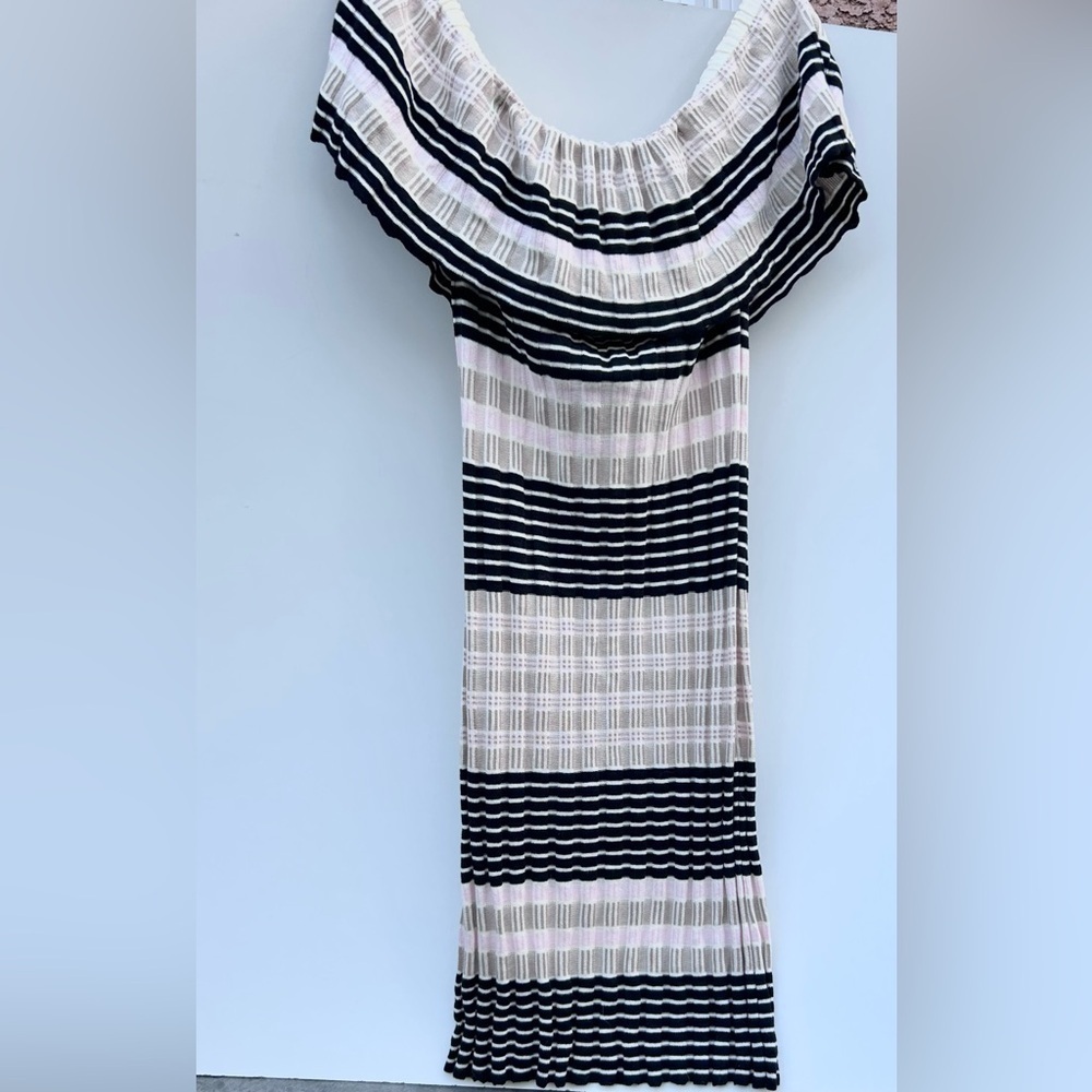 New Free People Womens Off Duty Off-Shoulder Dress, Pink black white stripe knit - Picture 6 of 10